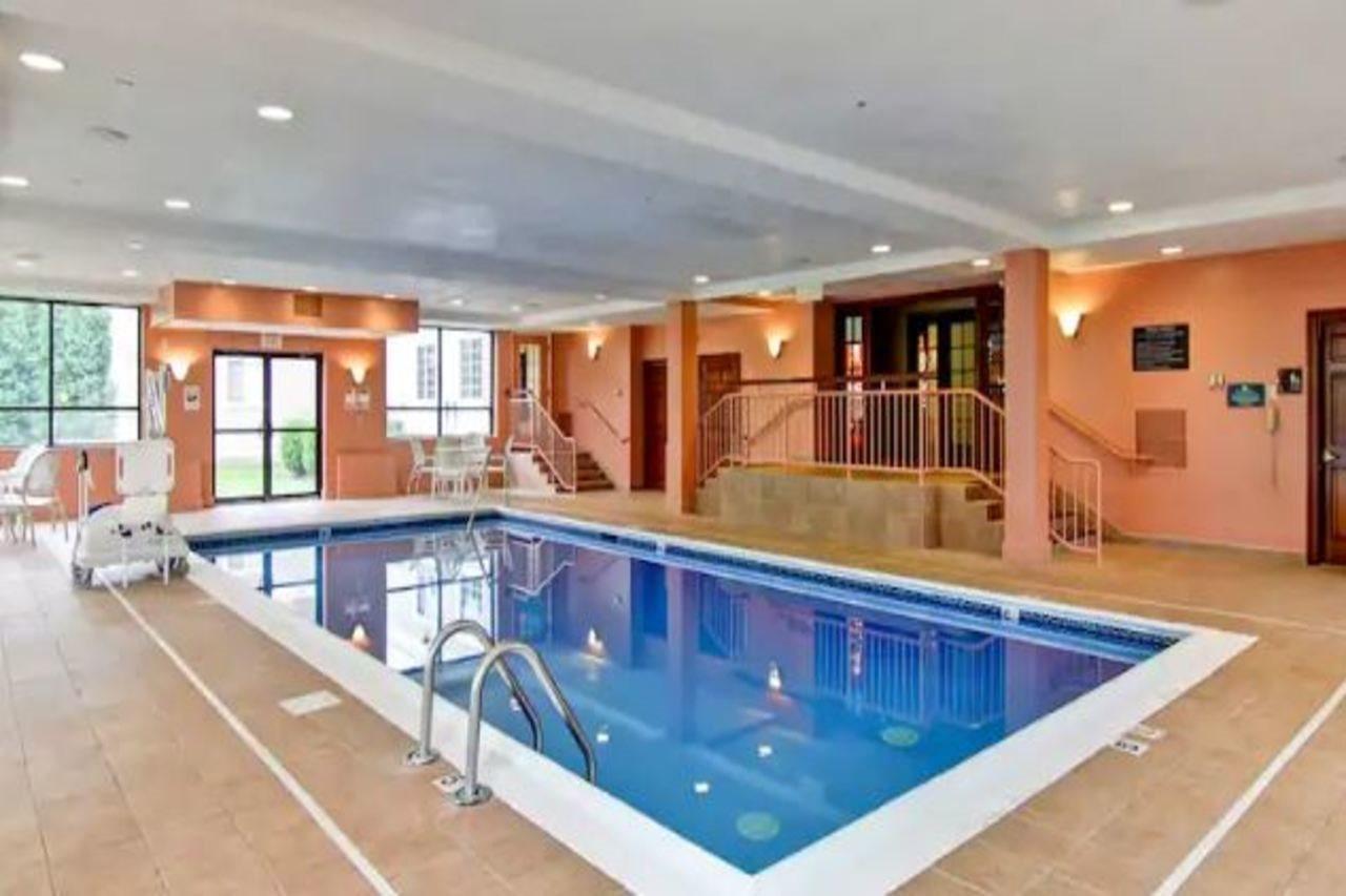 Homewood Suites By Hilton Stratford Extérieur photo
