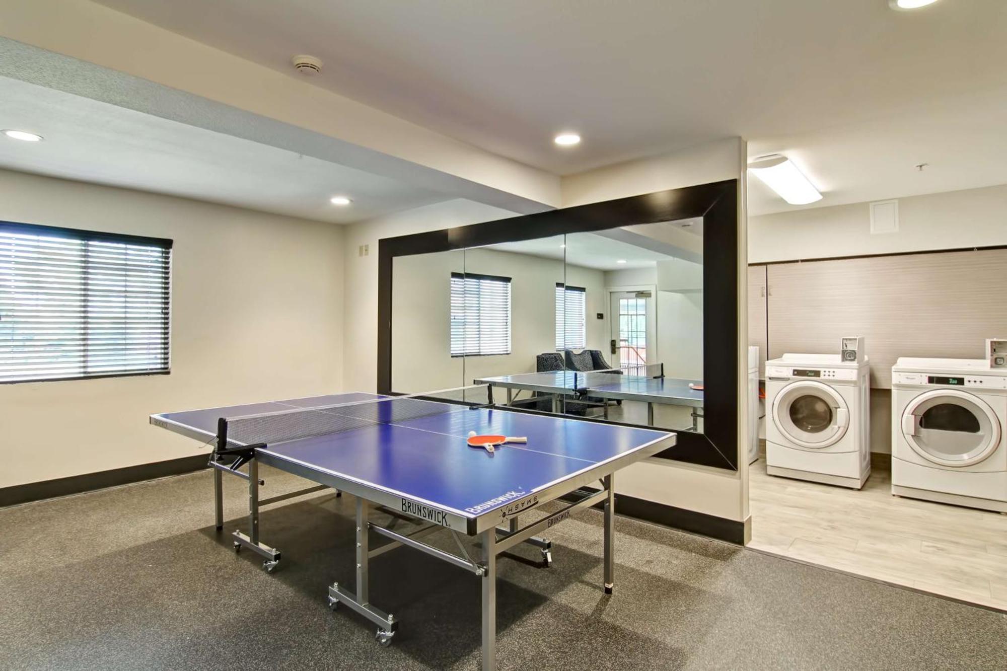 Homewood Suites By Hilton Stratford Extérieur photo