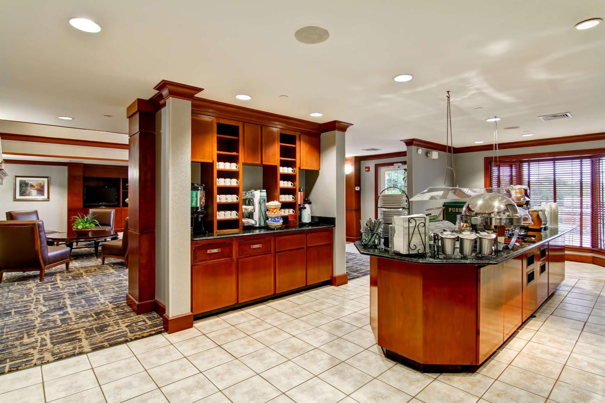 Homewood Suites By Hilton Stratford Extérieur photo